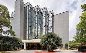 Embassy Suites Perimeter Center Atlanta Ga