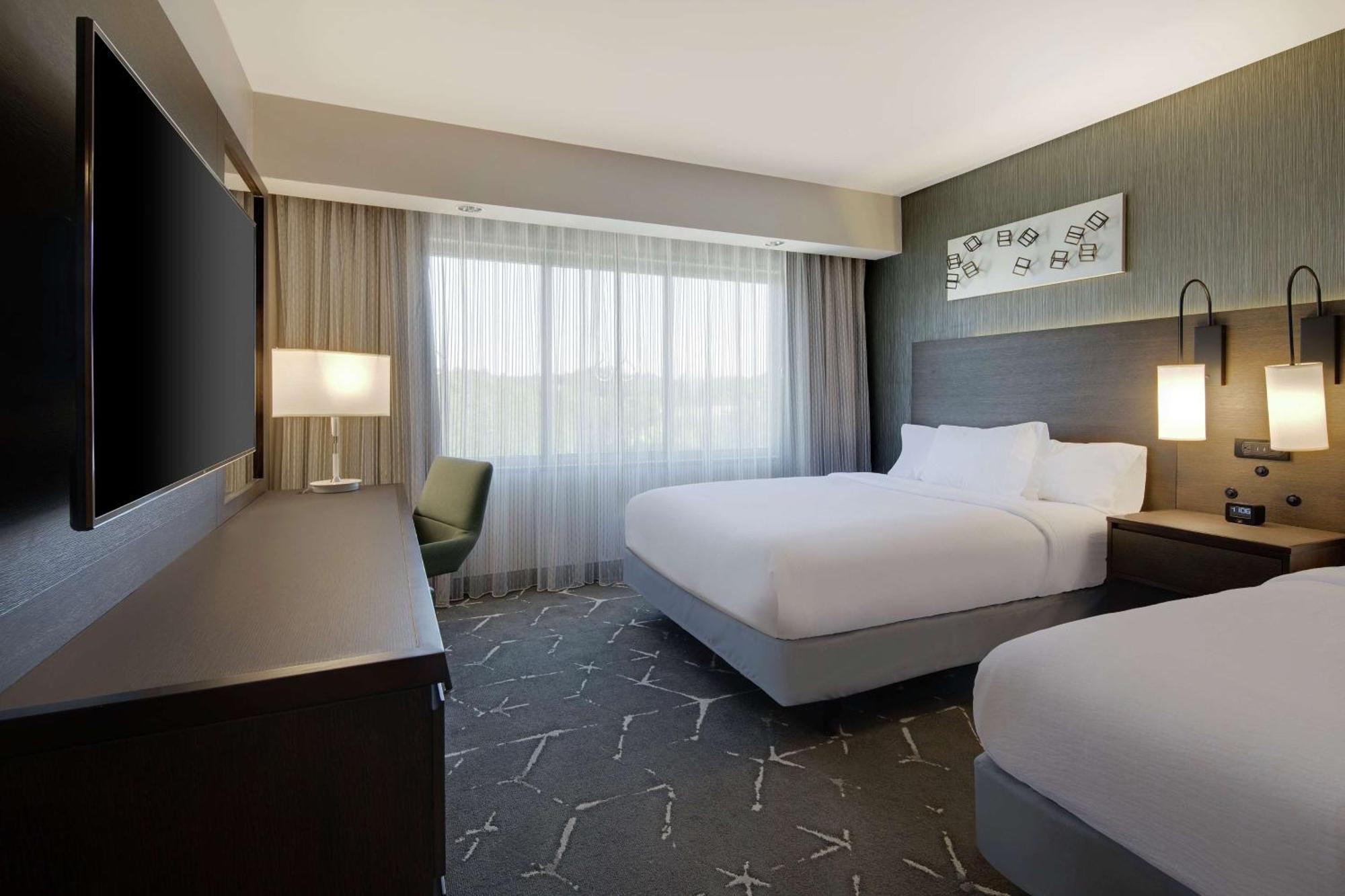 Embassy Suites By Hilton Atlanta Perimeter Center Sandy Springs Exterior photo