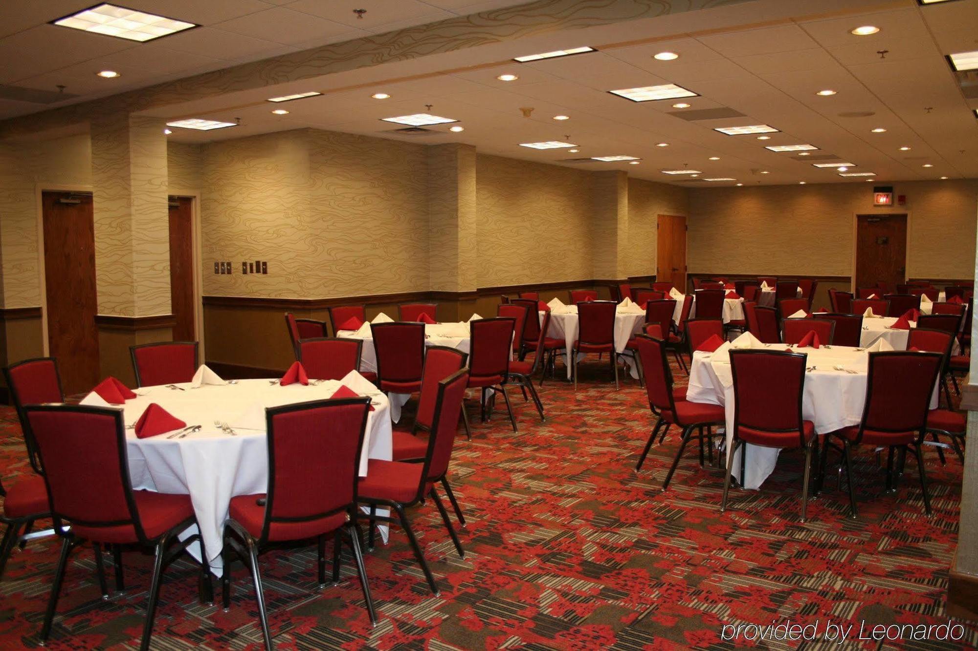 Embassy Suites By Hilton Atlanta Perimeter Center Sandy Springs Restaurant photo
