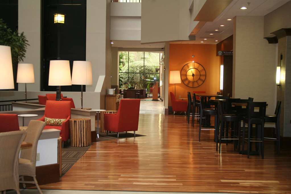 Embassy Suites By Hilton Atlanta Perimeter Center Sandy Springs Interior photo