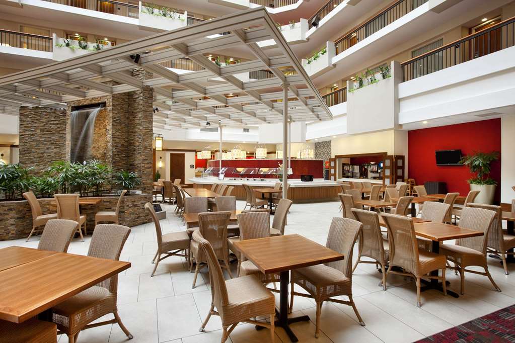 Embassy Suites By Hilton Atlanta Perimeter Center Sandy Springs Restaurant photo
