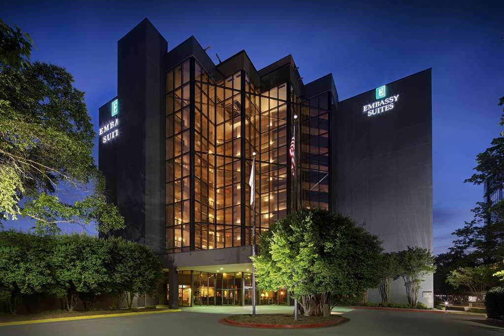 Embassy Suites By Hilton Atlanta Perimeter Center Sandy Springs Exterior photo